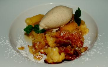 KaiserSchmarrn und hausgemachtes VanilleEis